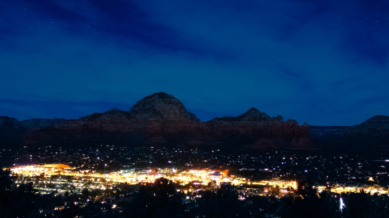 10 seværdigheder og oplevelser i Sedona om aftenen