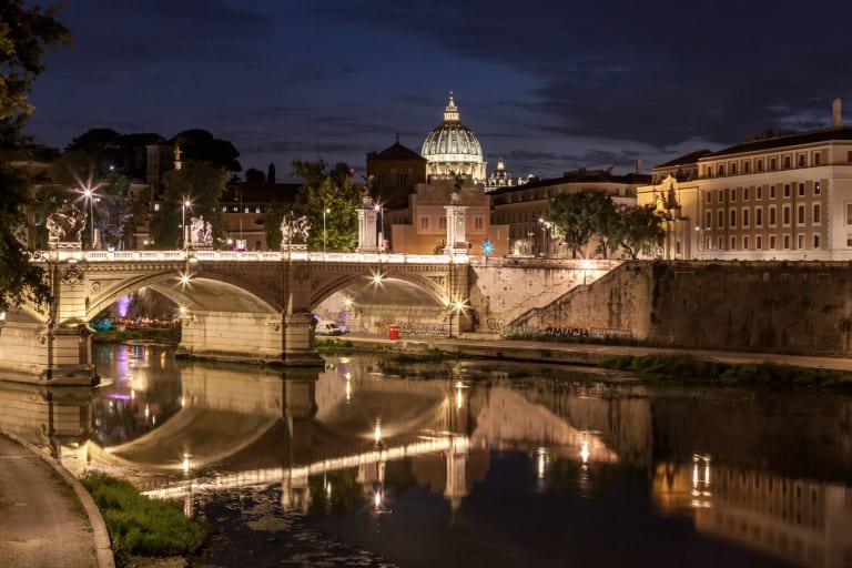 Roma à noite| ©Unsplash