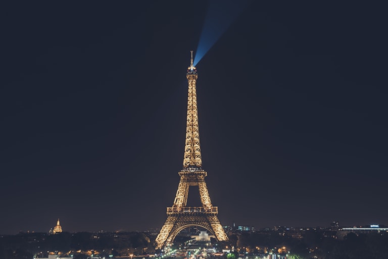 Enjoying the Parisian night