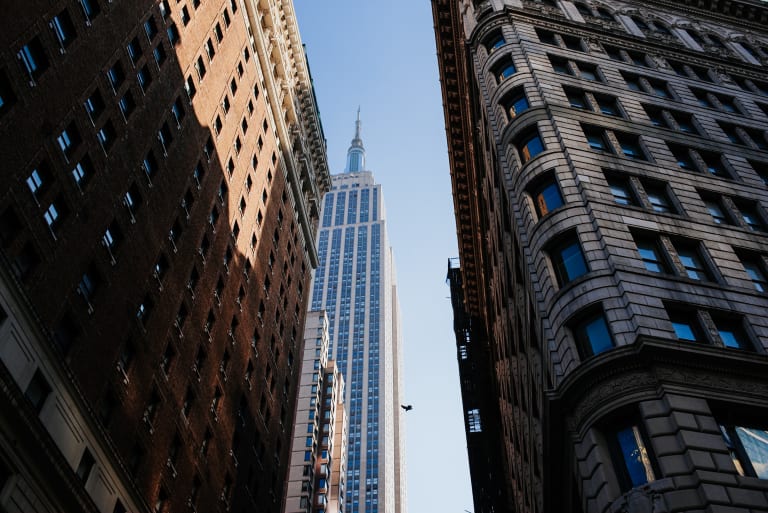 Plus de 26 Empire State Building pourraient tenir dans les bureaux