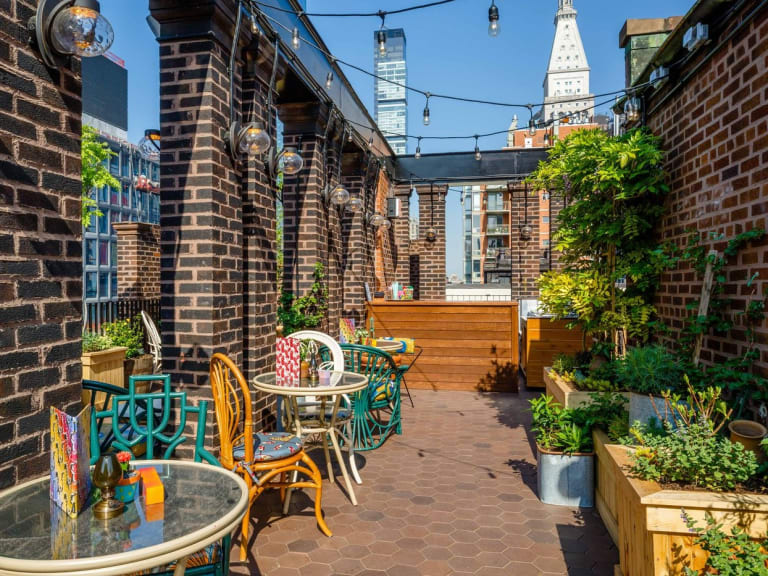 Broken Shakerin katto| ©NY Eater
