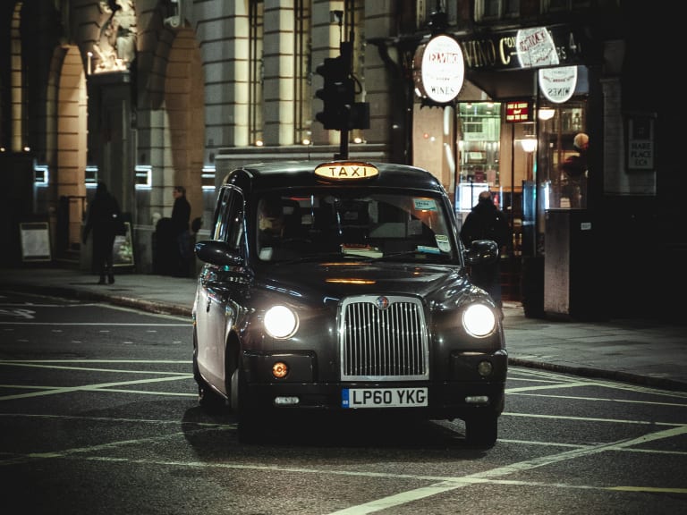 Typical London taxi| ©Simone Mascellari