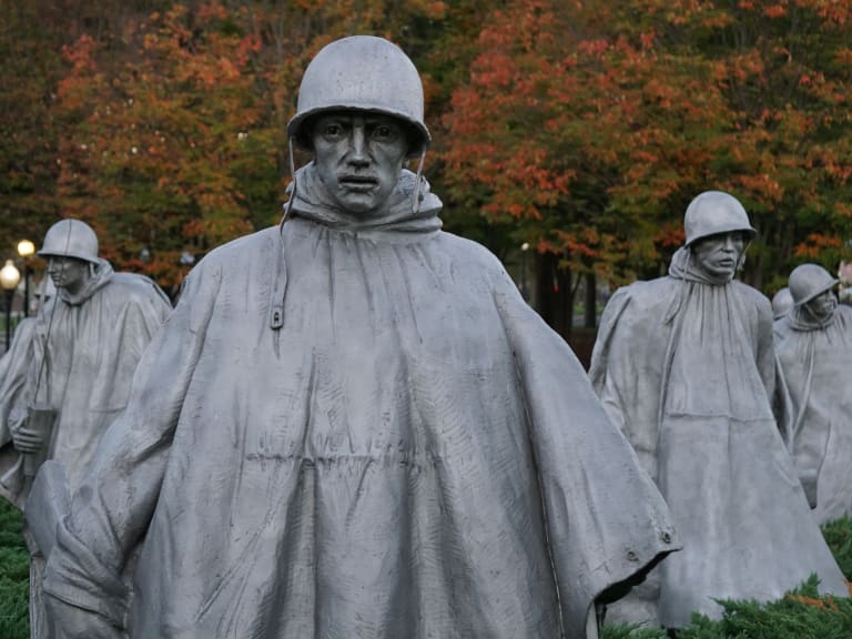 Visitando o Memorial dos Veteranos da Guerra da Coréia em DC