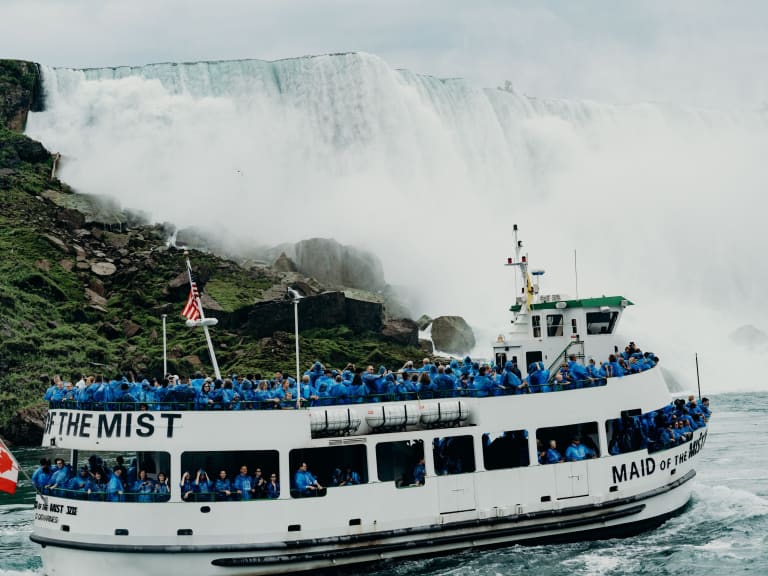 Niagara Falls: descendo as cataratas num barril! - Blog do Intercâmbio STB