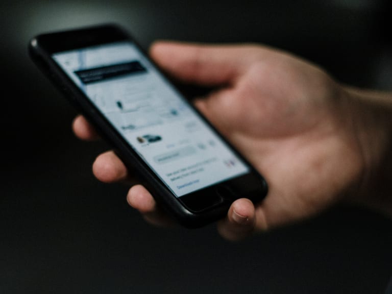 Online transfer booking| ©Priscilla du Preez