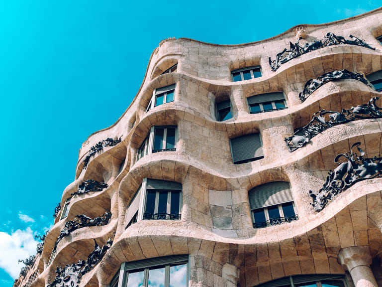 Façade of La Pedrera| ©Florencia Potter