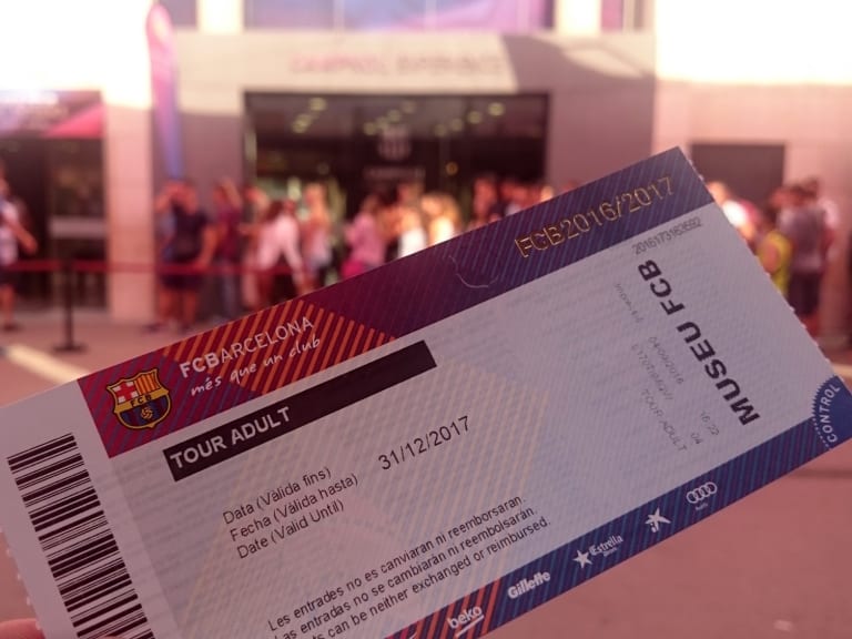 How to buy tickets for the FC Barcelona Hellotickets