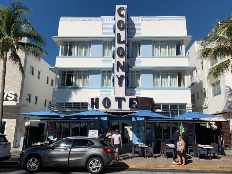 Colony Hotel| ©Phillip Pessar