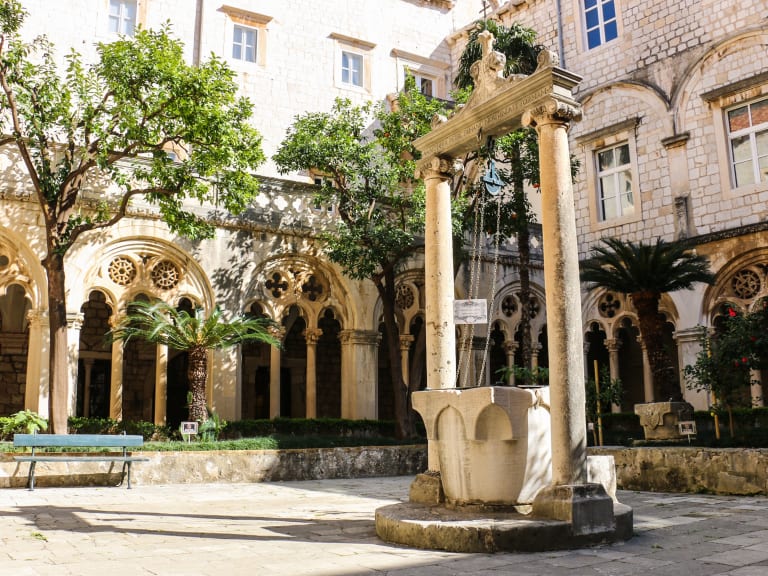 Patio del Monasterio Dominicano | ©François Philipp