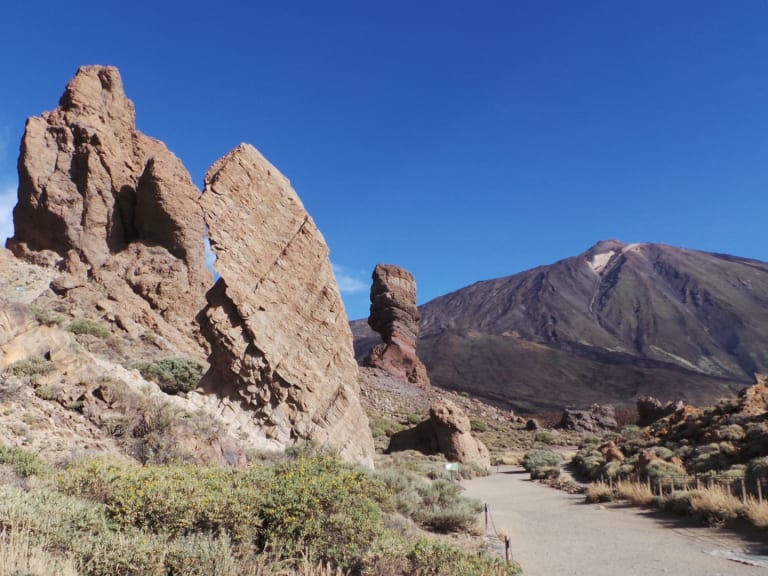 Los Roques García con el Teide de fondo | ©El Coleccionista de Instantes Fotografía & Video