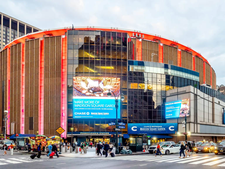 Watch a NBA game in New York - New York City