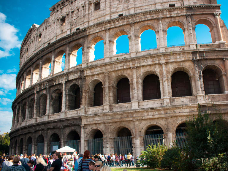 coliseo romano lleno de agua