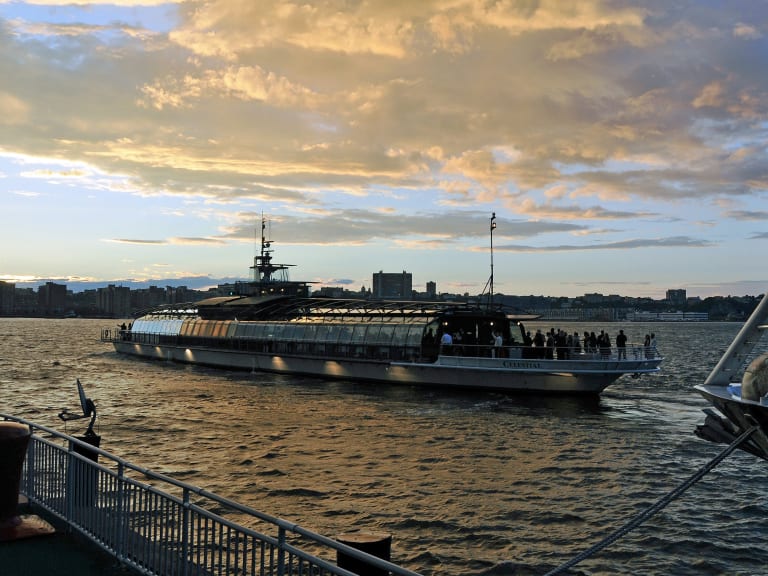 Nauti ylellisestä risteilystä Hudson-joella.| ©Tony Fischer