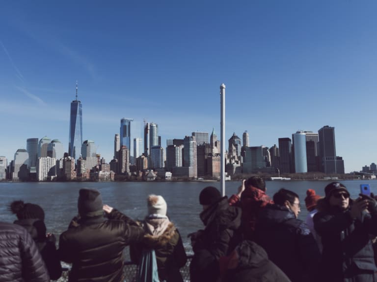 Tourists taking a morning cruise| ©Kévin et Laurianne Langlais