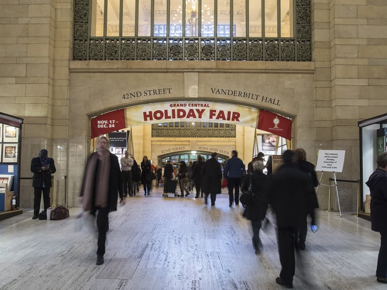 Grand Central Holiday Fair entrance| ©Patrick Cashin