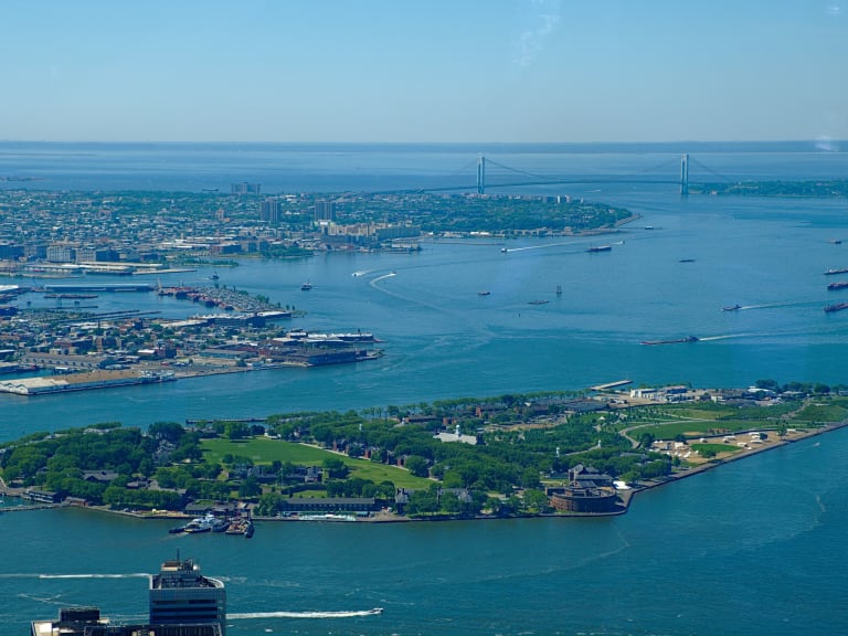 Aerial view of Governor's Island| ©Mary and Andrew