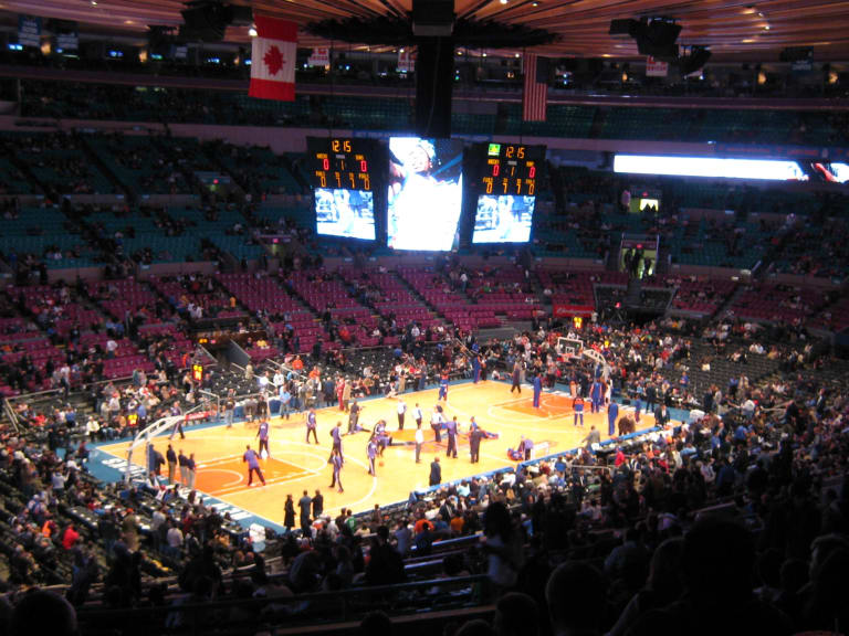 Ingressos para o New York Knicks Basketball no Madison Square Garden de Nova  York 2023 - Cidade de Nova York