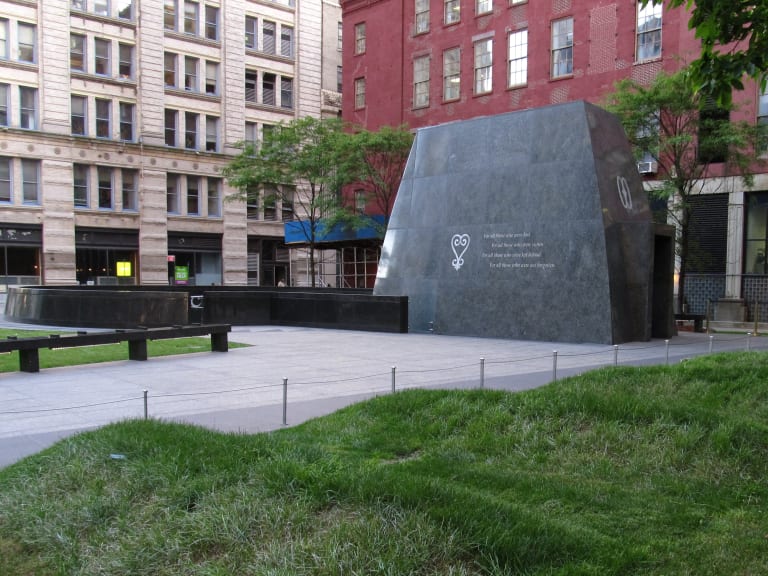 African Burial Ground National Monument in Harlem| ©Ken Lund