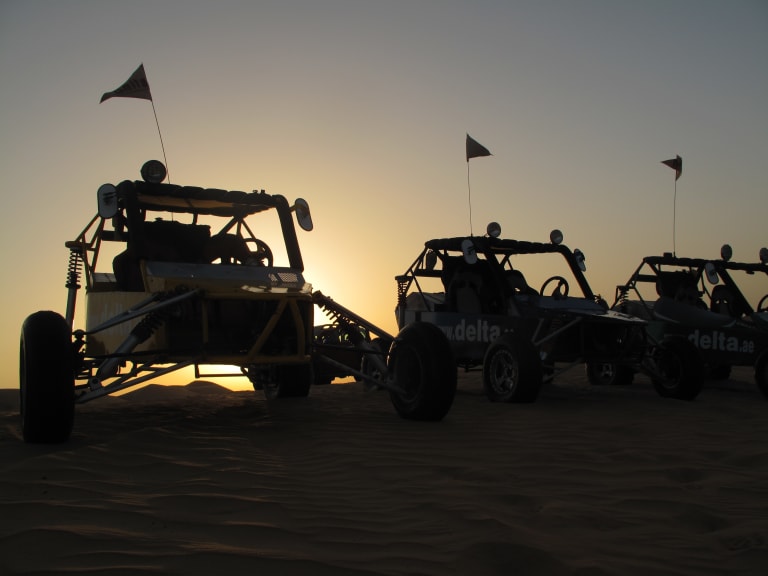 Sunset in the desert| ©Sara Leggett