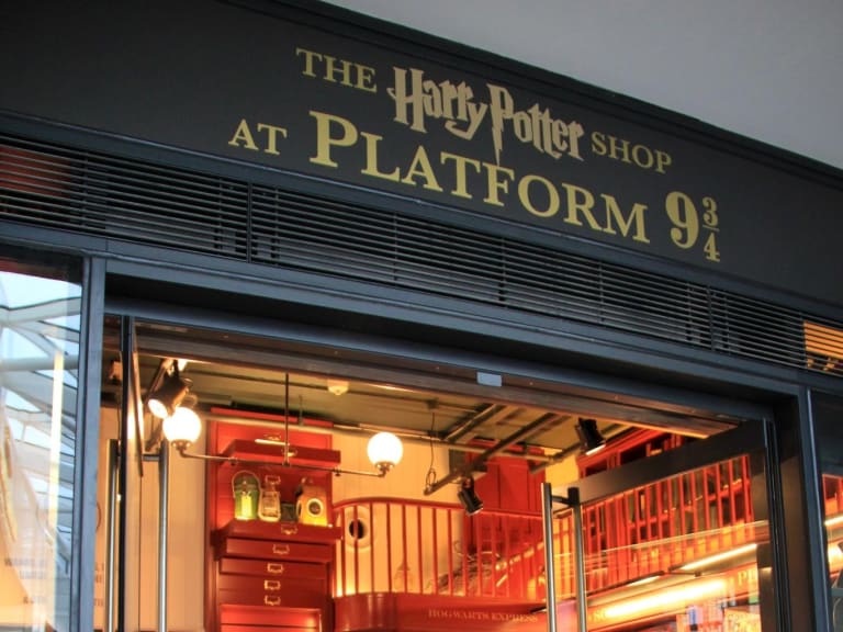 7 Harry Potter Stores in London -