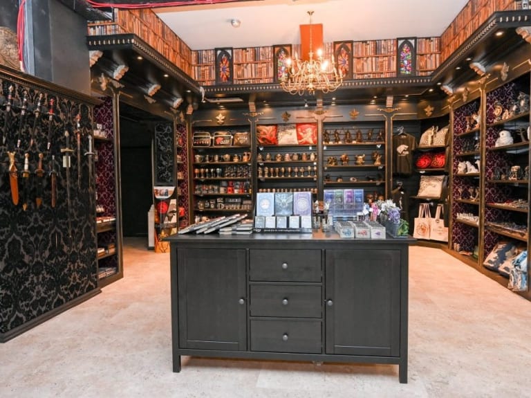 7 Best Harry Potter Stores in London - Hellotickets