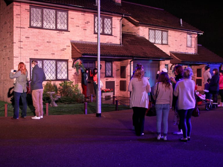 Visiting Dursley's House on Tour| ©Bill Bartlett