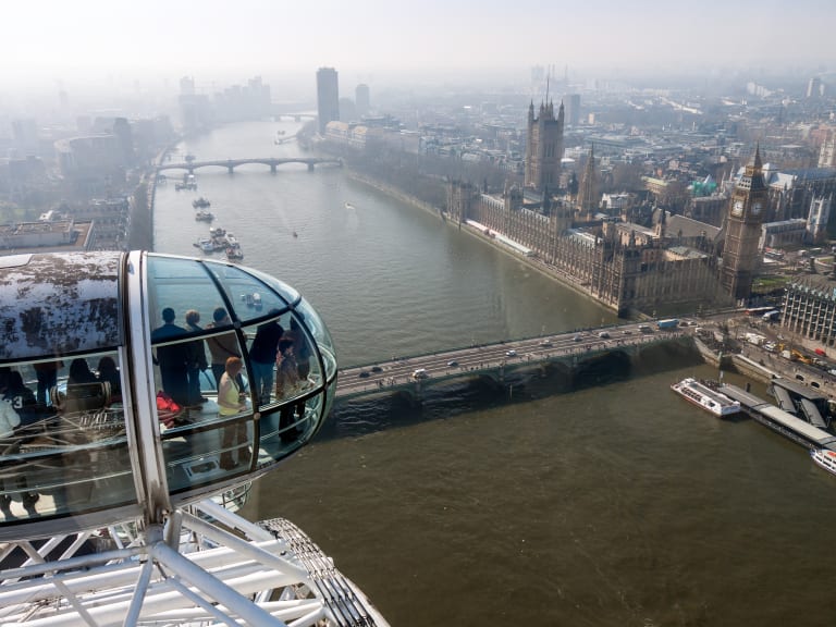 London Eye at night - Hellotickets