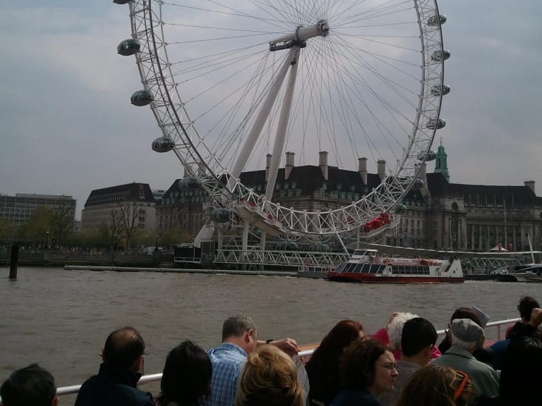 London Eye e cruzeiro pelo Tâmisa: a combinação perfeita em sua viagem à  Londres - Hellotickets