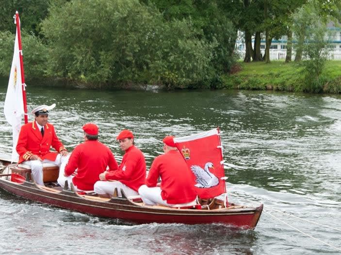 People at the Royal Swan Upping| ©Diliff