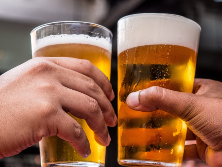 Beer toast| ©Tembela Bohle