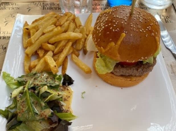 Hamburguesa de Pavillon des Tuileries. | ©Nicolas Dousse