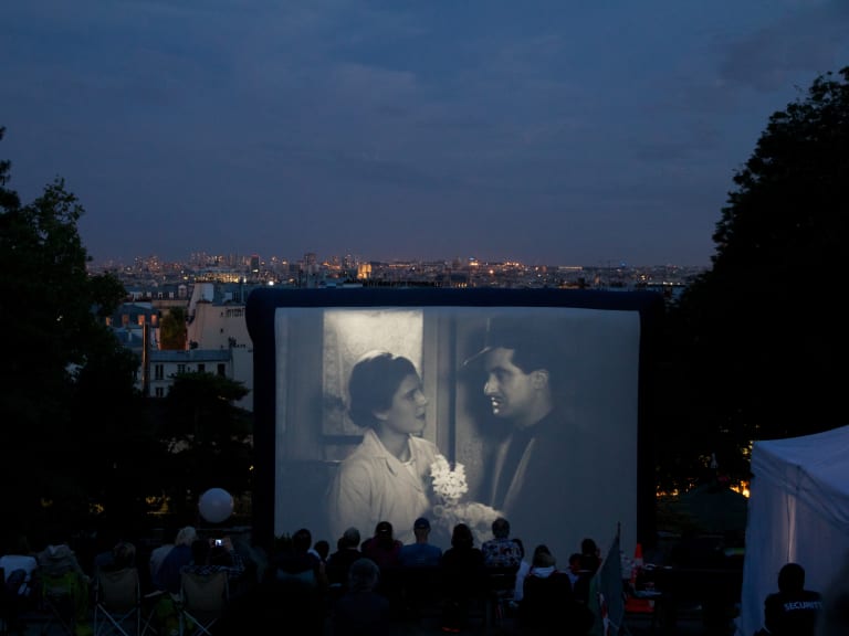 Cinema ao ar livre em Paris| ©Marko Kudjerski