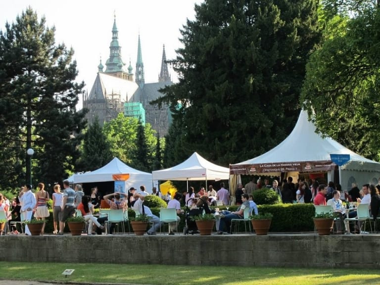 Prahan aasialainen festivaali| ©Andres J L