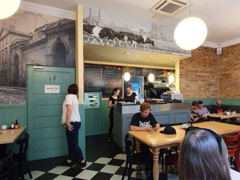 Vierailu Bar Milkbar Tomaszassa| ©NLtraveler17