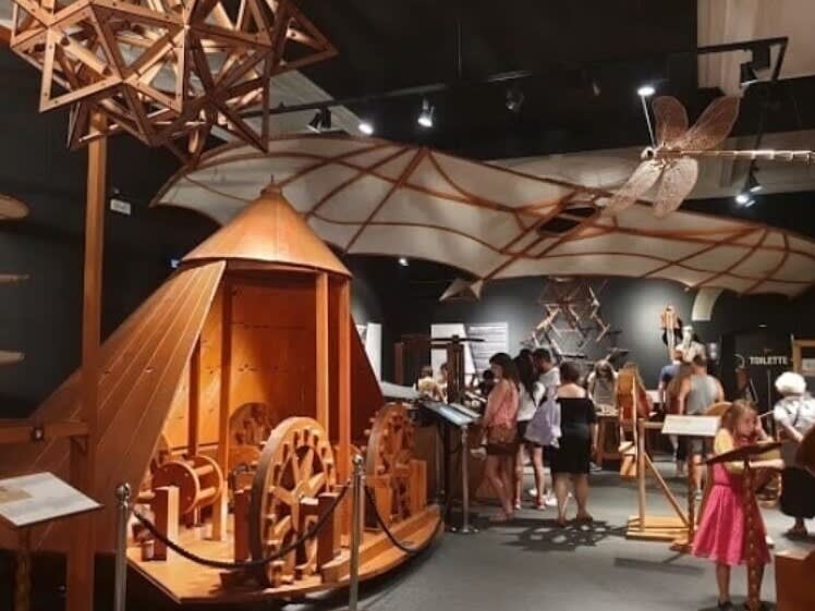 Inside the Museum| ©NebulaTig