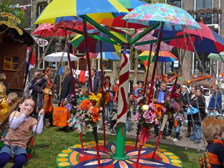 Lapset Bredeweg-festivaaleilla| ©Helen C