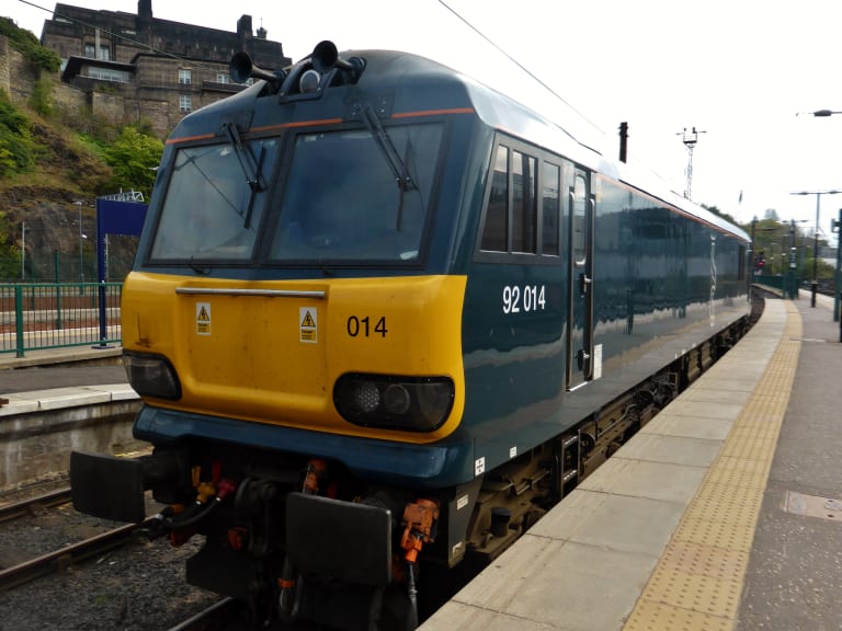 Train from Edinburgh| ©Train Photos