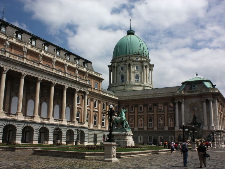 Buda Castle: liput, kierrokset, vinkit... - Hellotickets