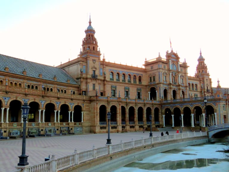 Plaza España in winter| ©jimsawthat