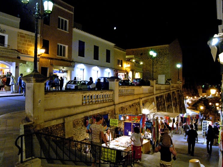 Capllonch Night Market| ©Judith_travel87