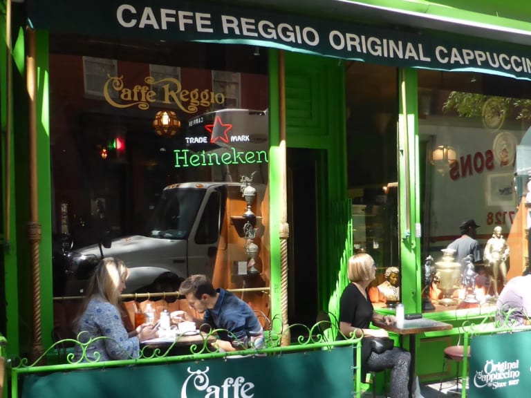 At caffe reggio| ©Michael Bednarek