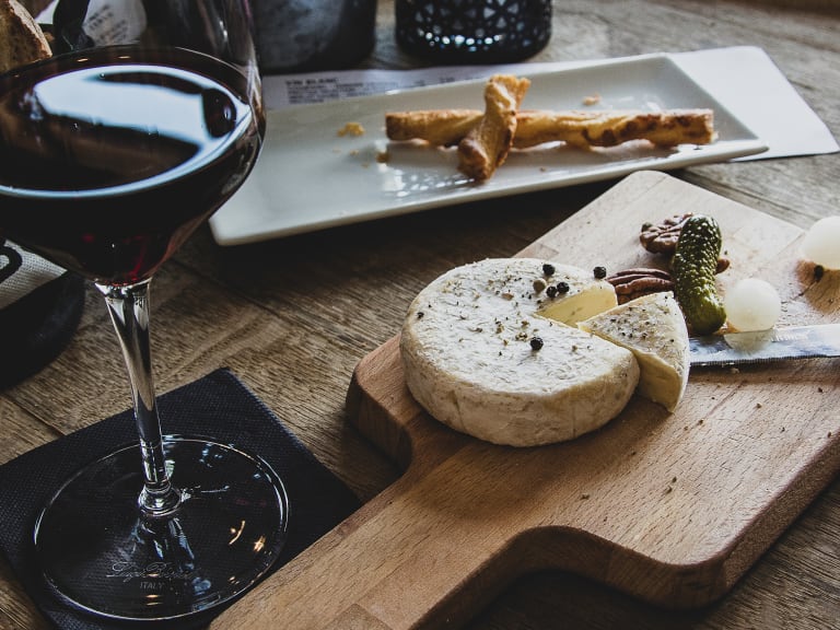 Wein und Käse| ©Camille Brodard