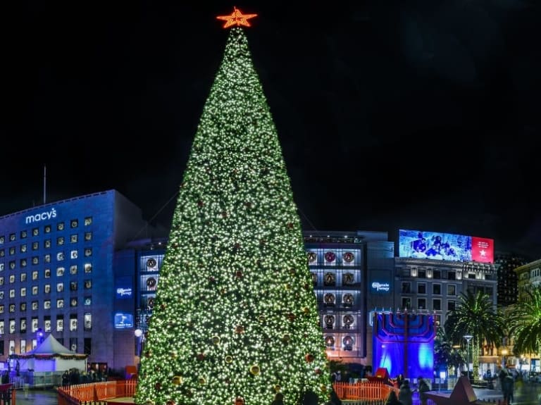 San Francisco's Union Square at Christmas: Photo Tour