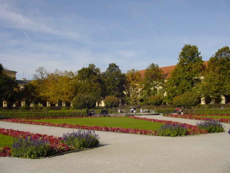 Getting to know the English Garden| ©Sergei Gussev
