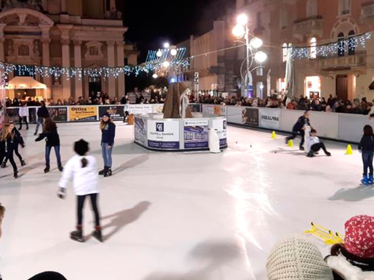 Milan Skating Rink| ©Ralf Steinberger