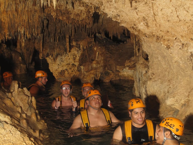 Cave inside the park| ©Denis Tremblay