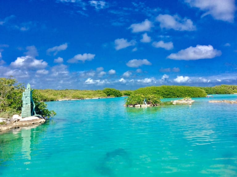 Cenote Yal-Kú| ©Collen R