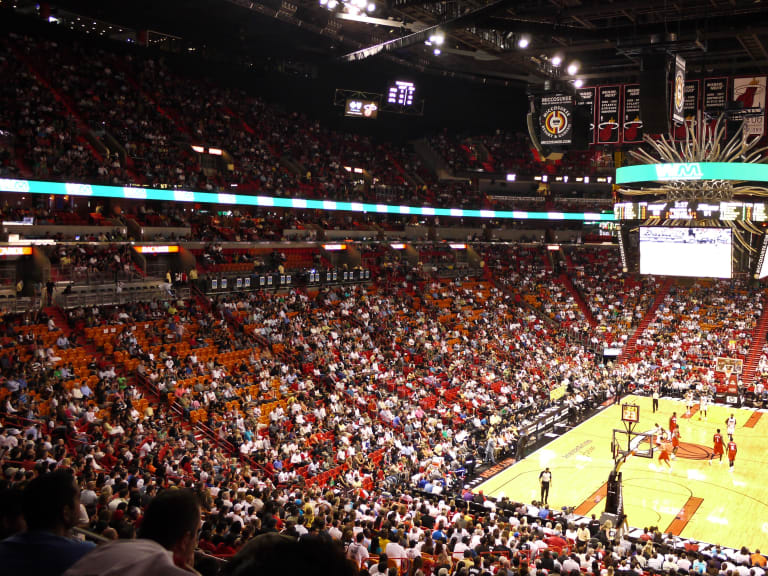 Planejando a viagem: jogo de basquete do Miami Heat