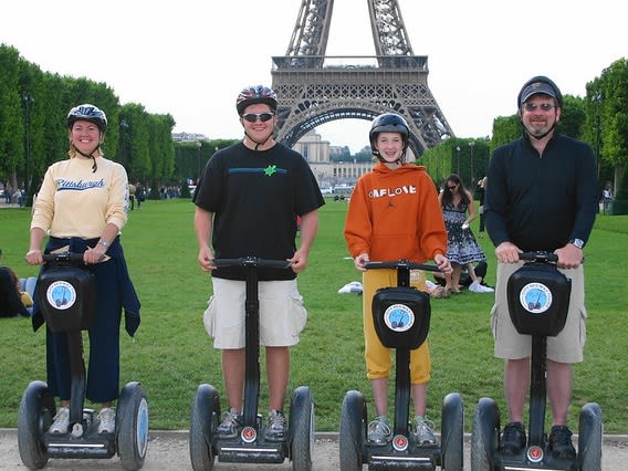 Happy family on segway| ©Julie