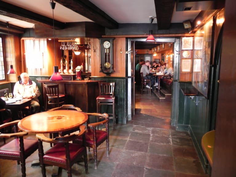 Pub Crawls in Copenhagen - Hellotickets